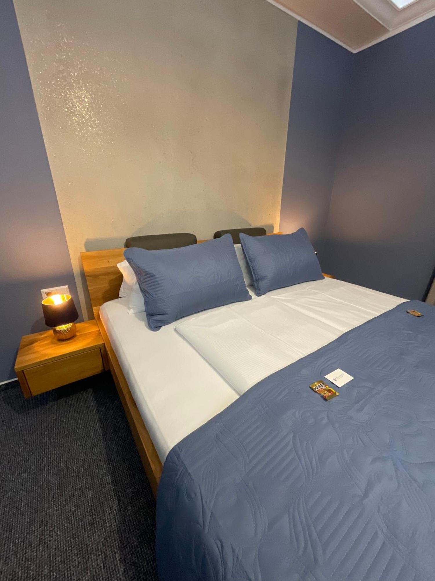 Hotel Residenz Luxury Apartments Metzingen  Dış mekan fotoğraf